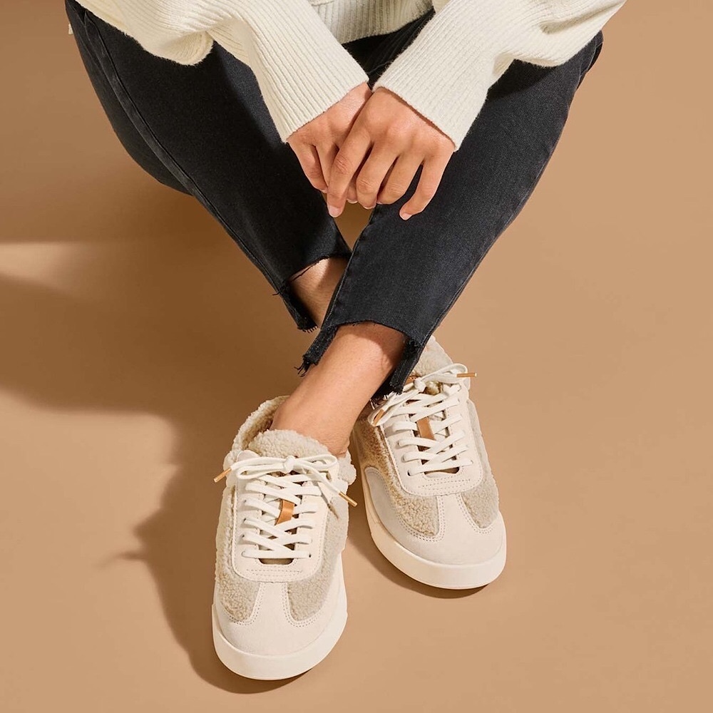 OluKai Shearling Chunky Leather Suede Sneaker in Tapa Womens Size 7.5